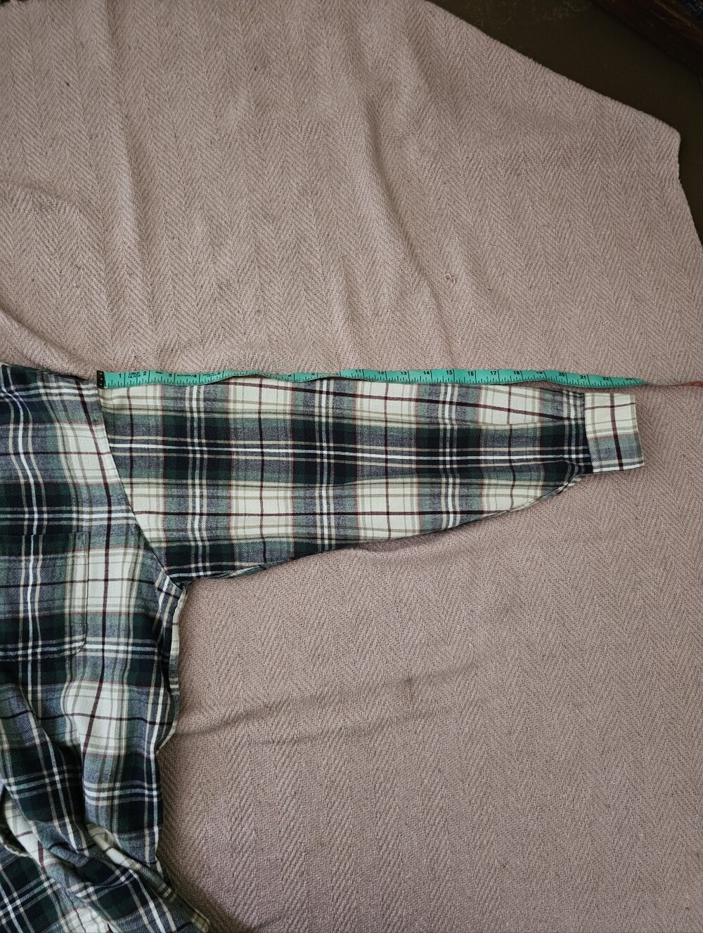 Vintage LL Bean Plaid Flannel Button-up Shirt - Picture 14 of 16